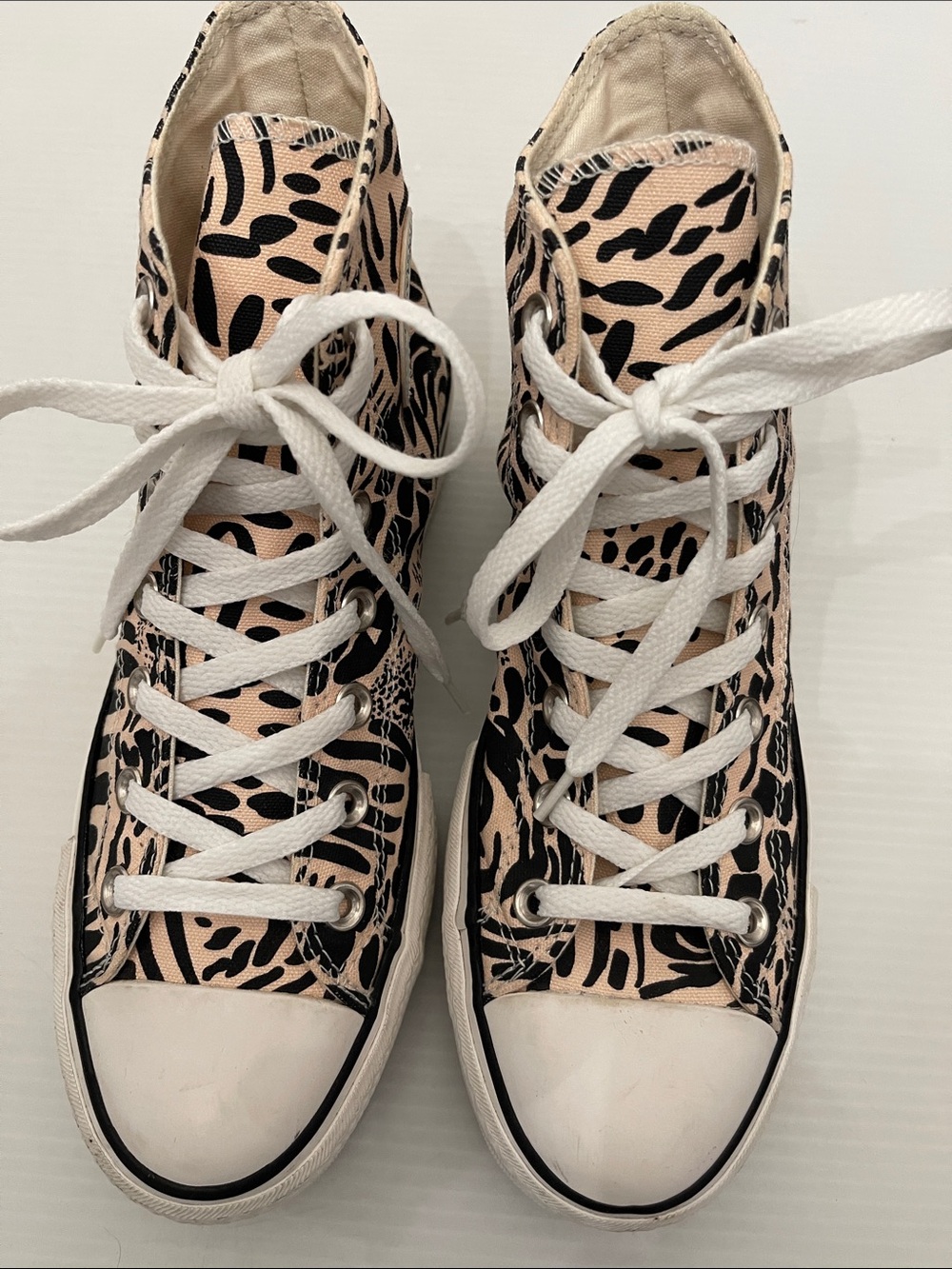 CONVERSE ALL STAR HIGH TOP JUNGLE ART PRINT SNEAKERS WOMENS SIZE 7 - Picture 2 of 13